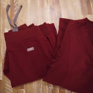 FIGS Burgundy Scrub Set